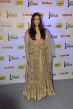 Aishwarya Rai Bachchan announces filmfare awards in Leela Hotel, Mumbai 9th Jan 2013 (138).JPG